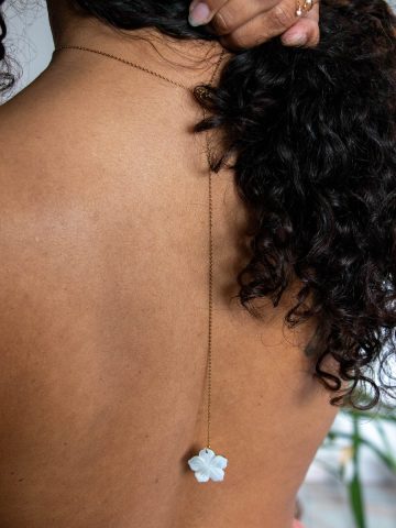 Collier de dos Aïna